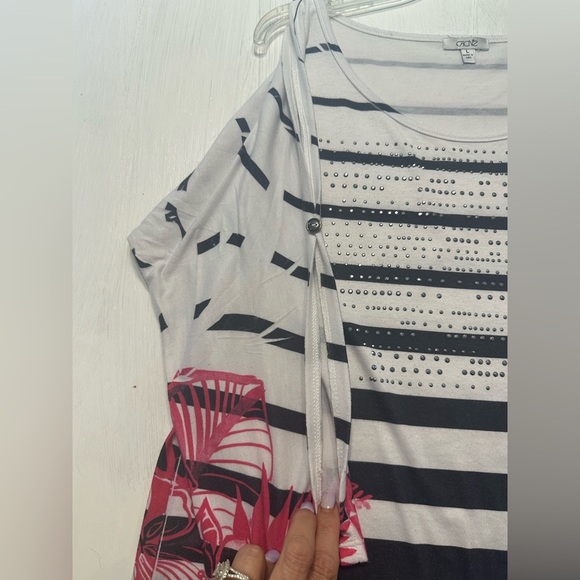 Cache L Striped Floral Rhinestone Top Button Tab Sleeves Made in USA Tunic - Picture 12 of 12